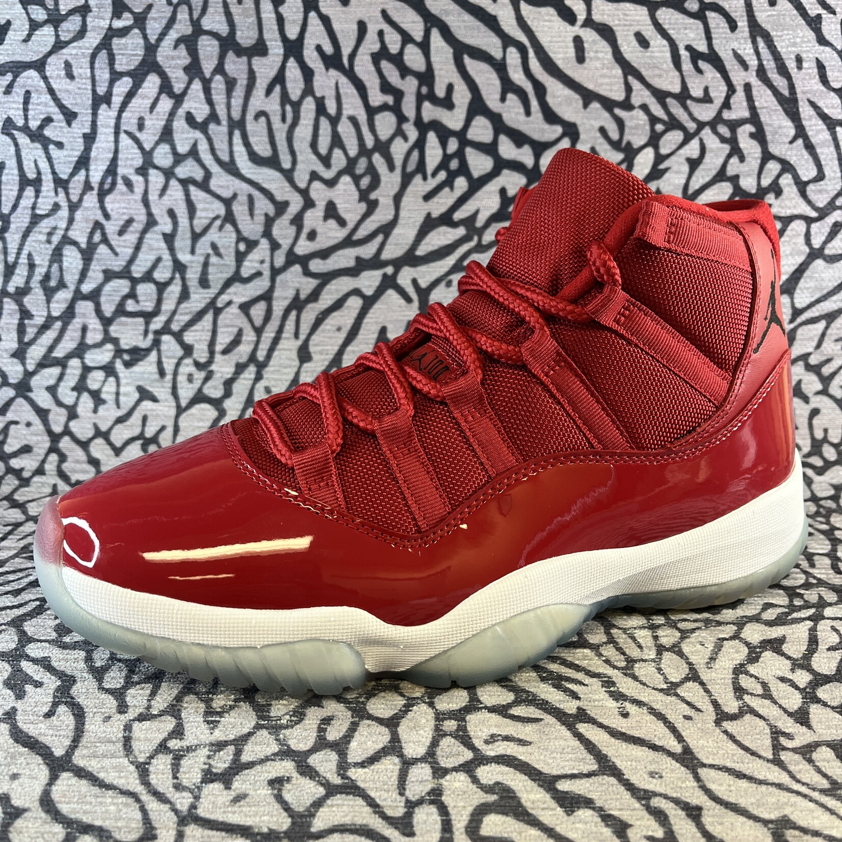 Jordan Pre-owned Air Jordan 11 Retro Win Like 96 (2017)