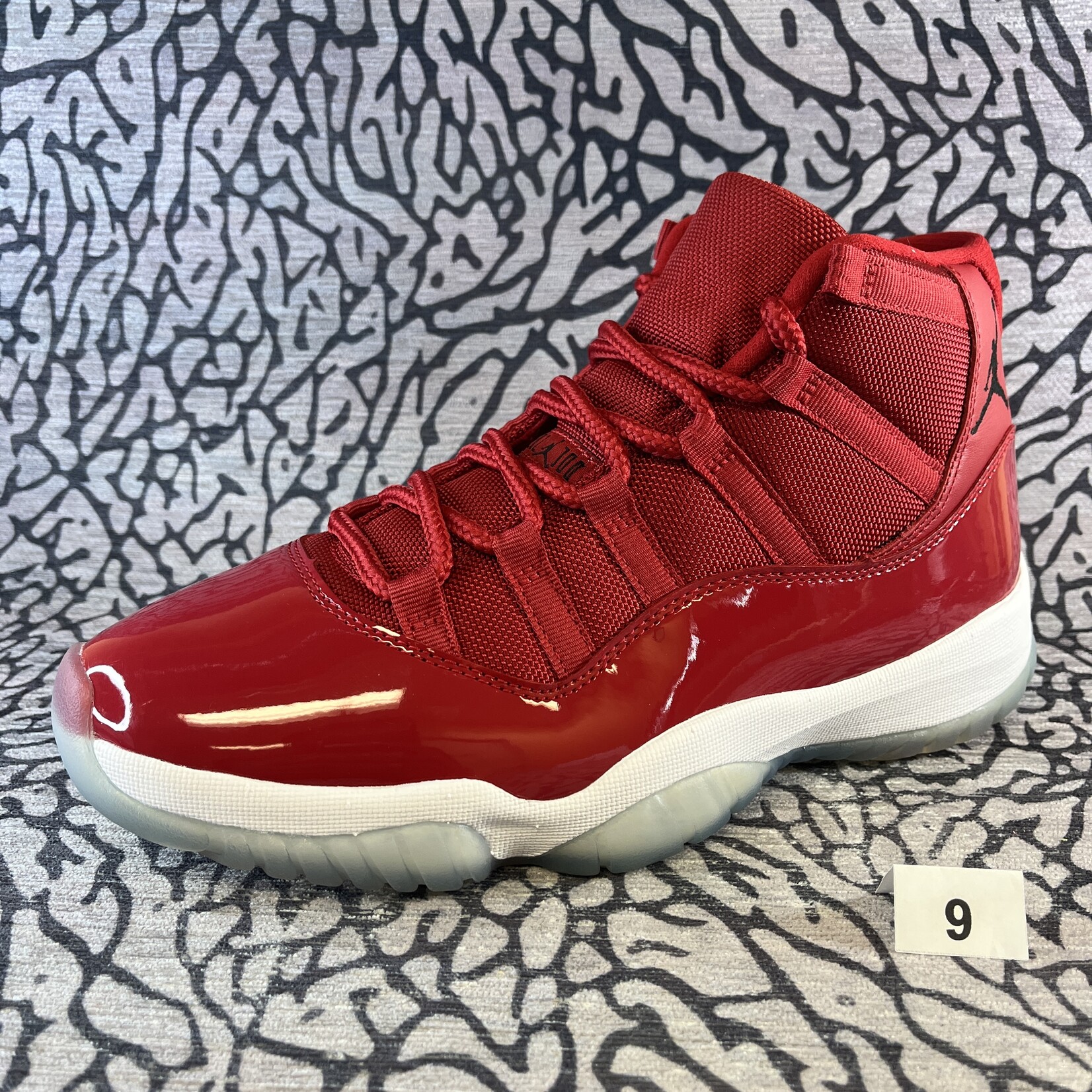 Jordan Pre-owned Air Jordan 11 Retro Win Like 96 (2017)
