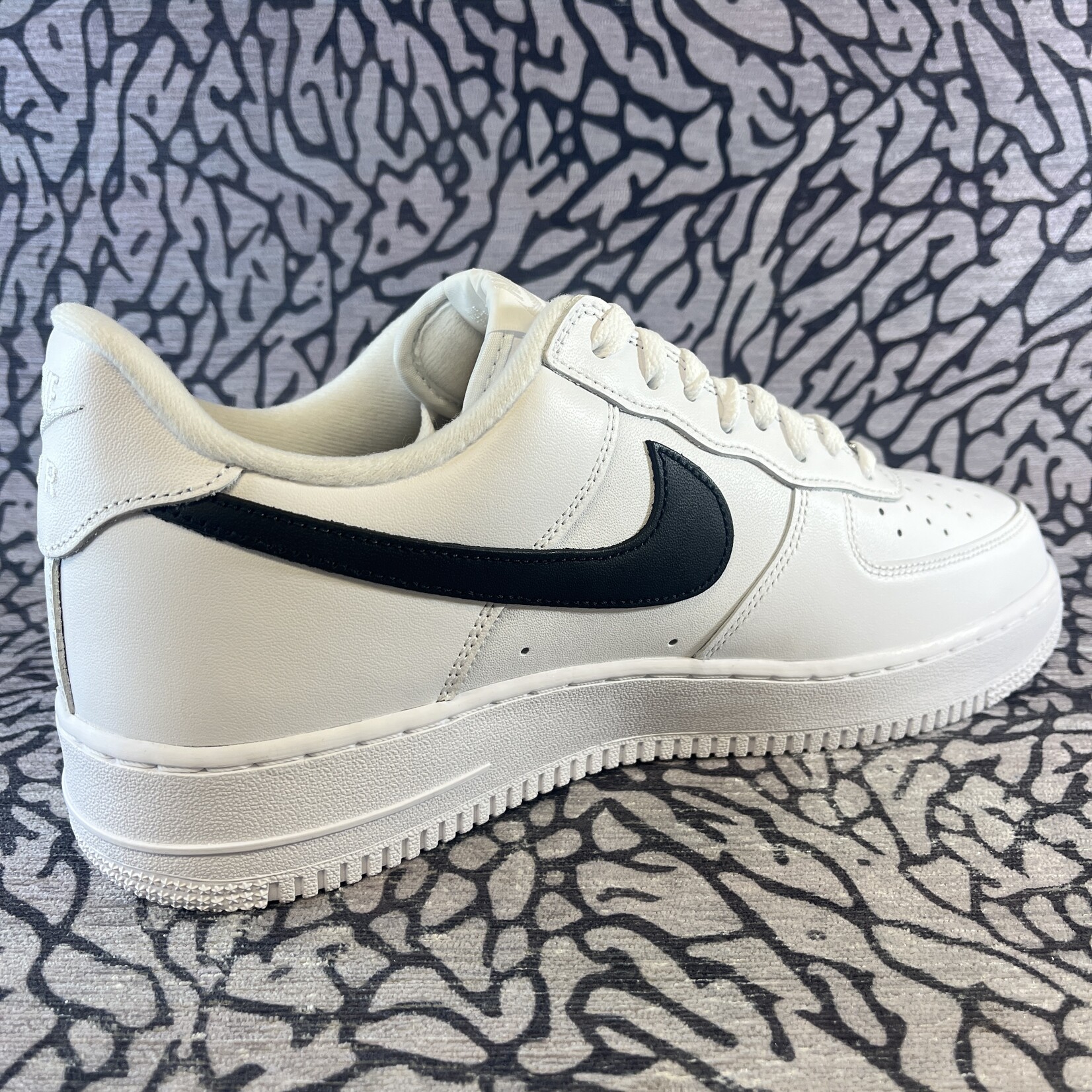 Nike Nike Air Force 1 Low Supreme White Black