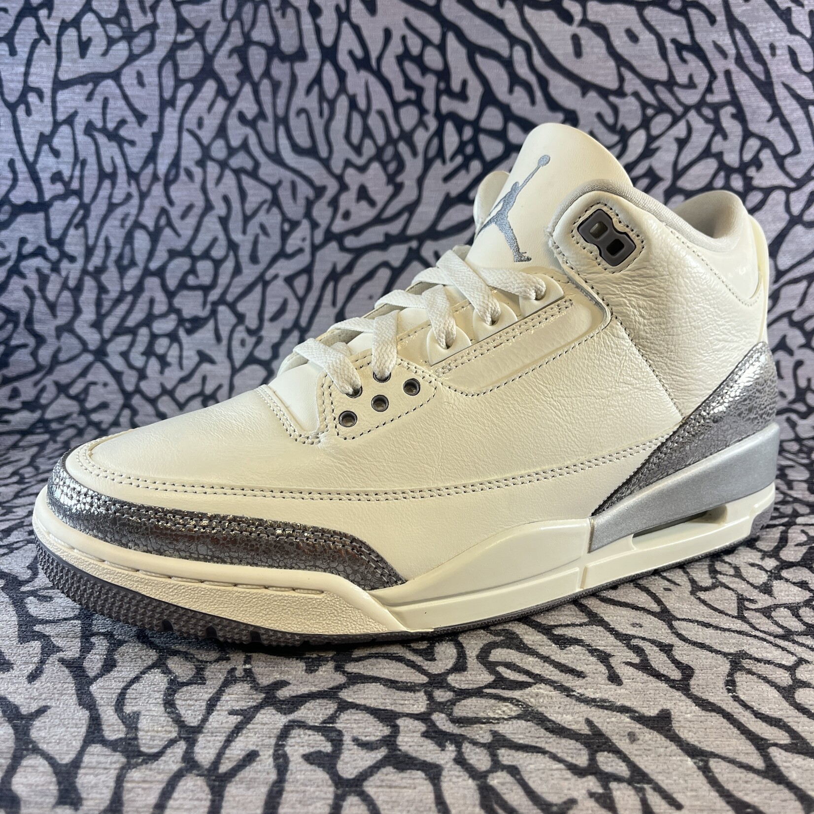 Jordan Pre-owned Air Jordan 3 Retro Sail Cement Grey (Women's) (Replacement Box)