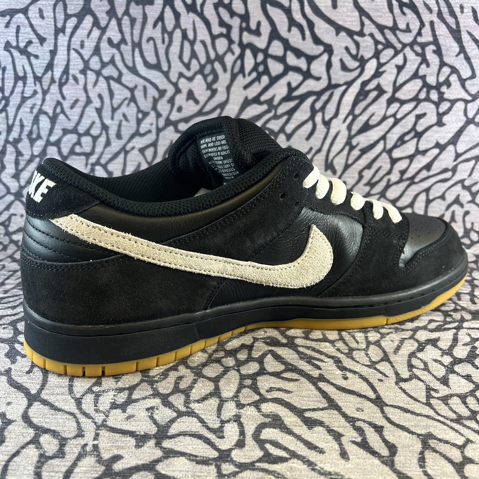 Nike SB Nike Dunk Low Pro SB Black White Gum