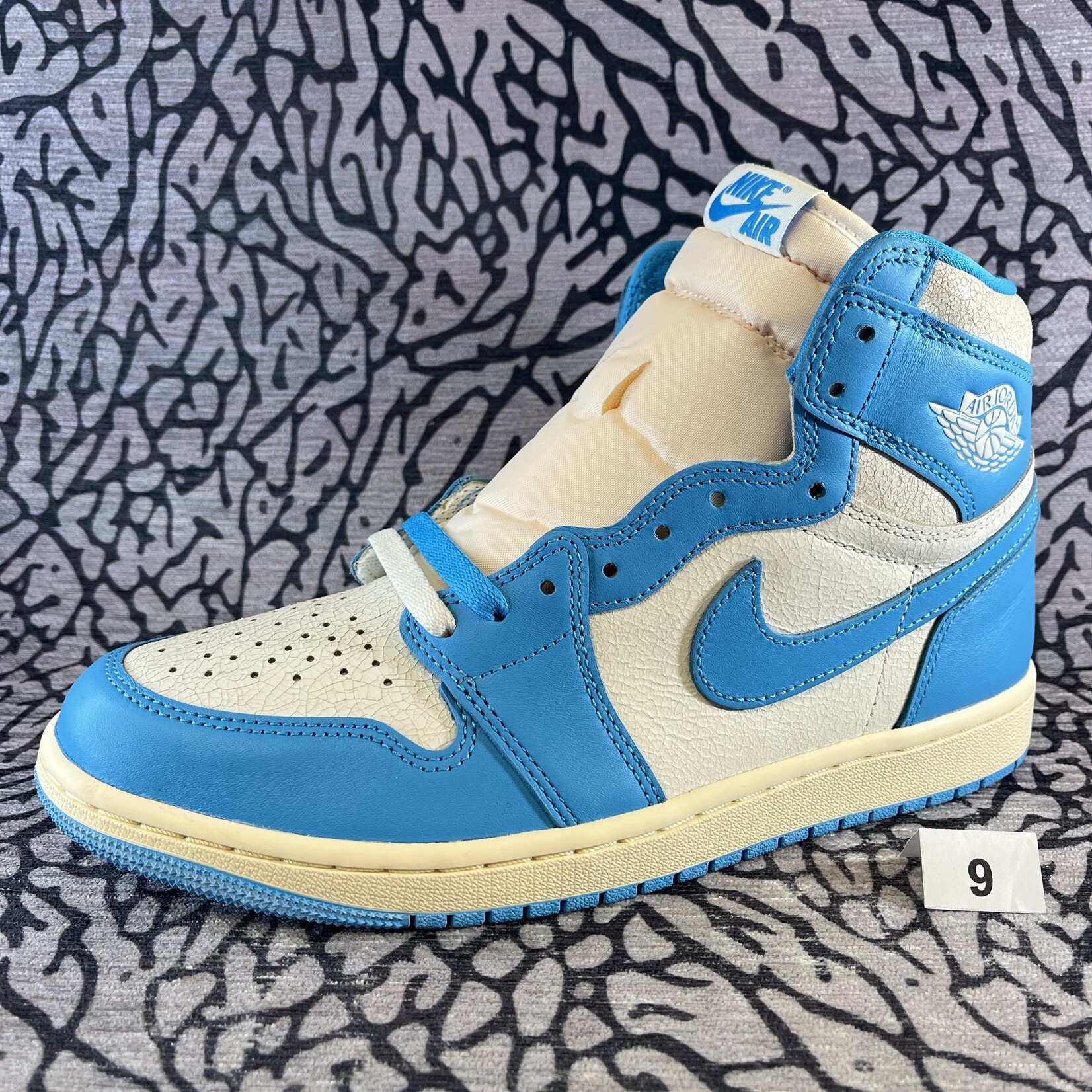 Jordan Pre-owned Air Jordan 1 Retro High OG UNC Reimagined (Damaged Box)