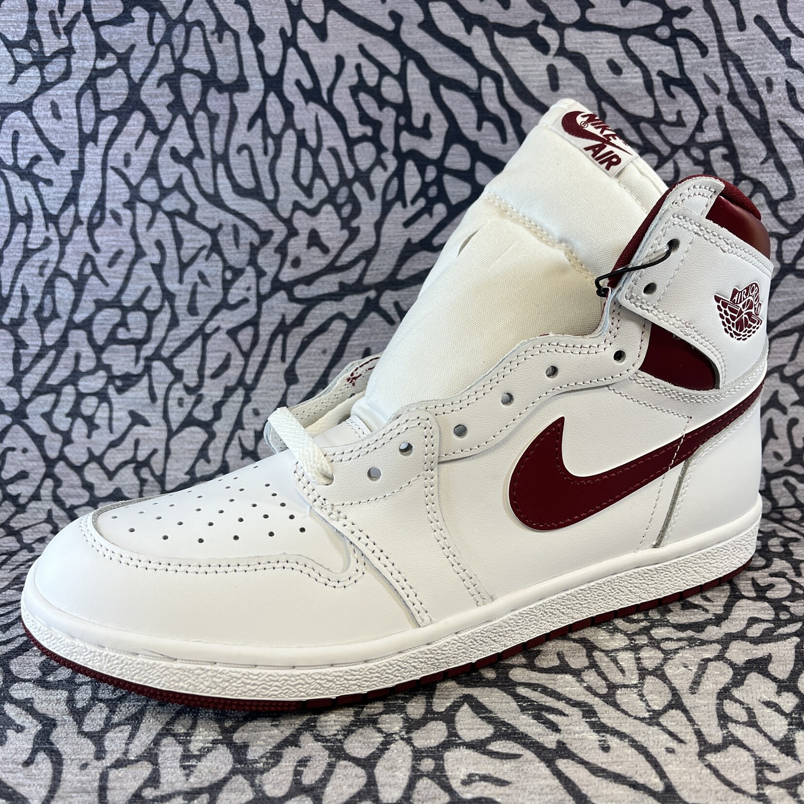 Jordan Air Jordan 1 Retro High '85 OG Metallic Burgundy