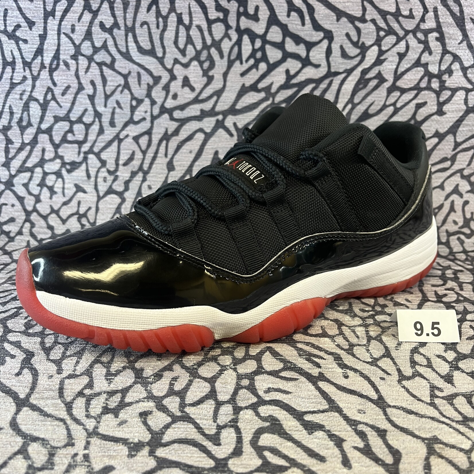 Jordan Pre-owned Air Jordan 11 Retro Low Bred
