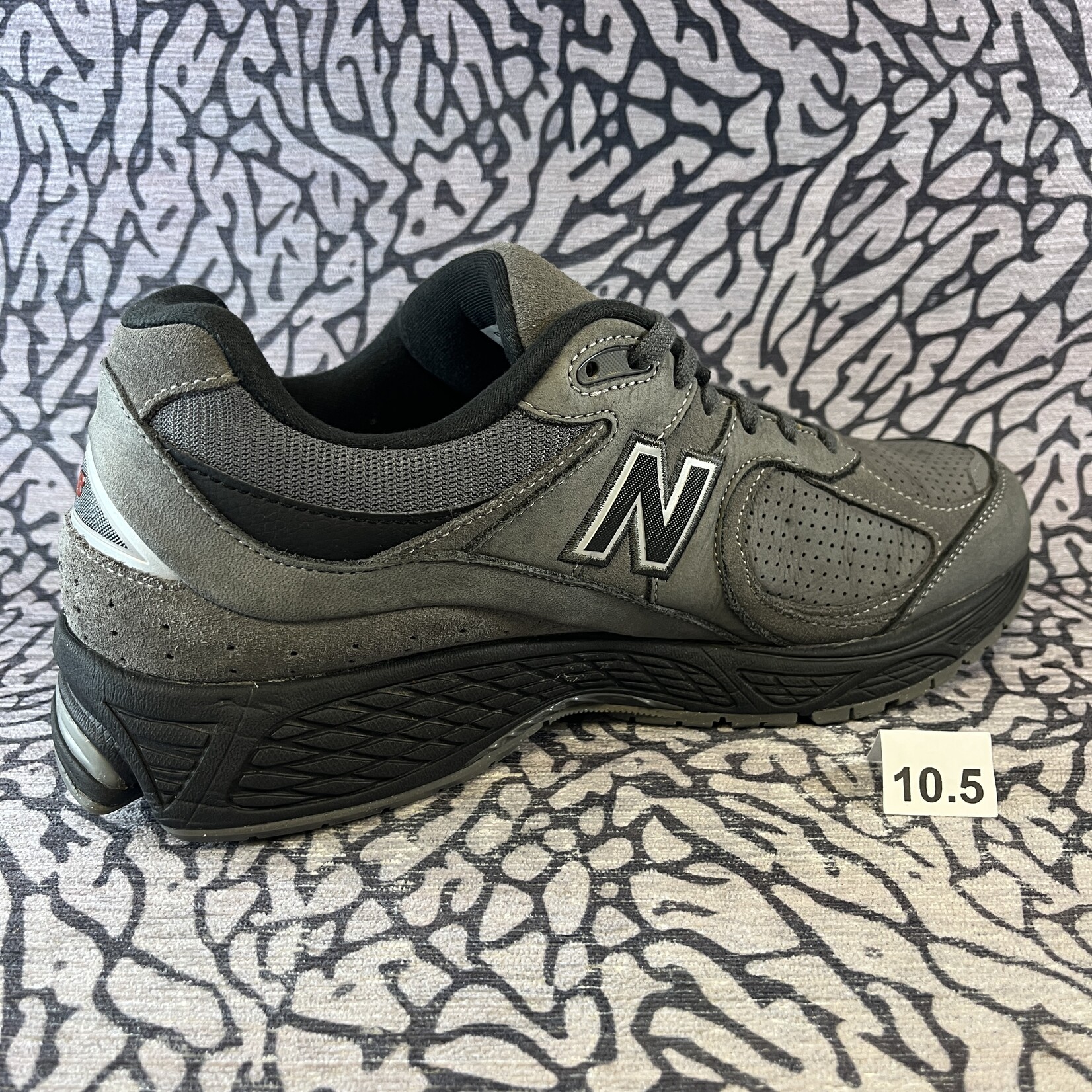 New Balance Pre-owned New Balance 2002R Castlerock Black