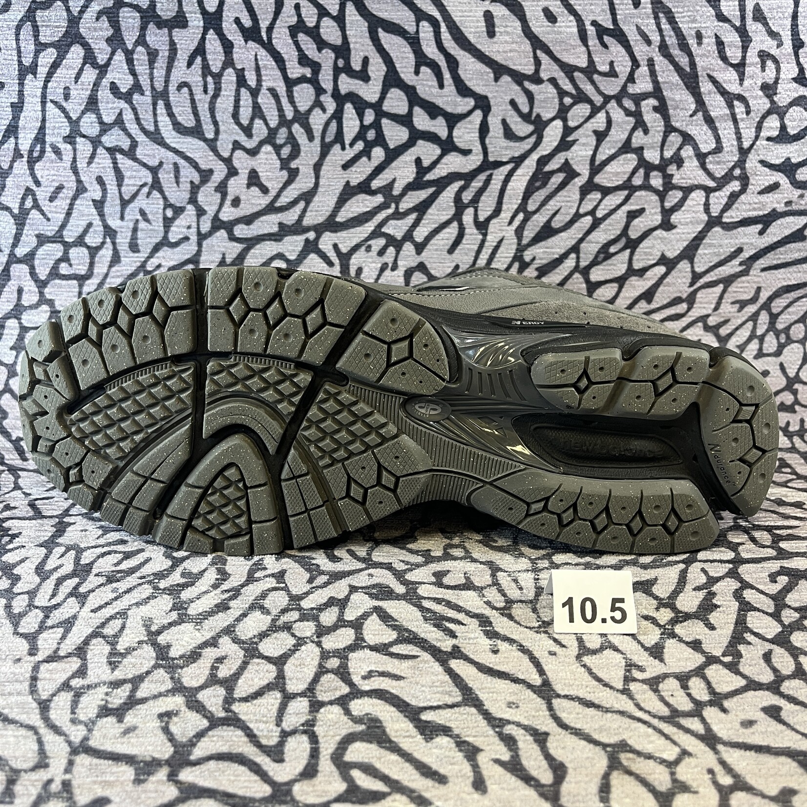 New Balance Pre-owned New Balance 2002R Castlerock Black