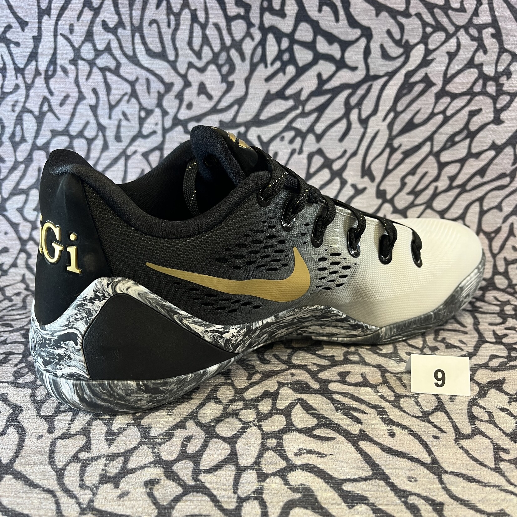 Nike Pre-owned Nike Kobe 9 EM Low Protro Mambacita