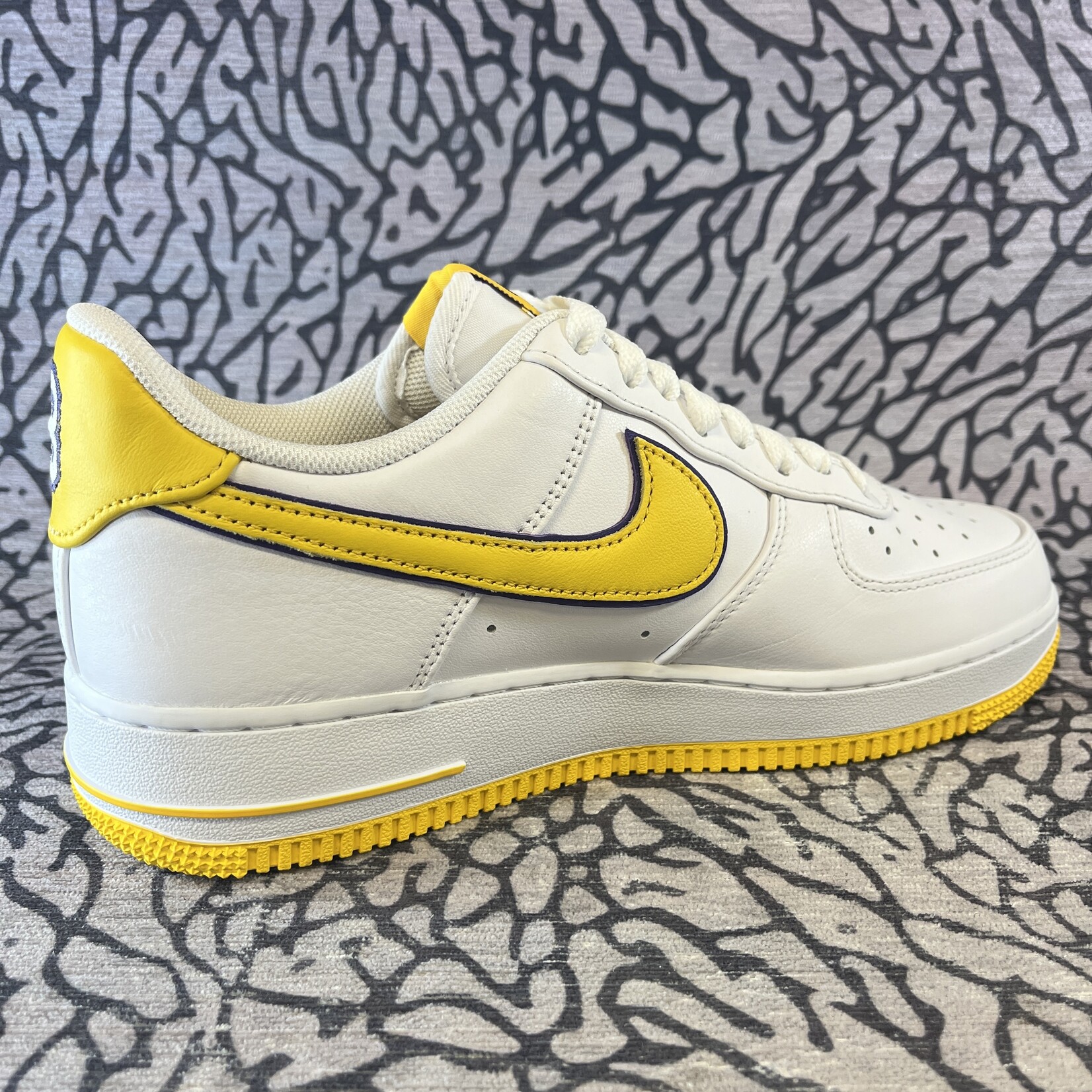 Nike Nike Air Force 1 Low Retro QS Kobe Bryant Lakers Home