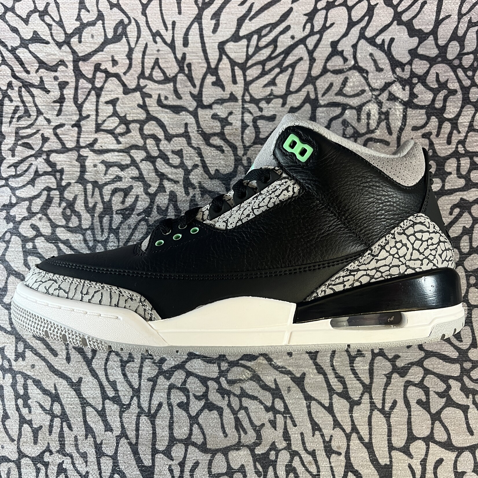 Jordan Pre-owned Air Jordan 3 Retro Green Glow