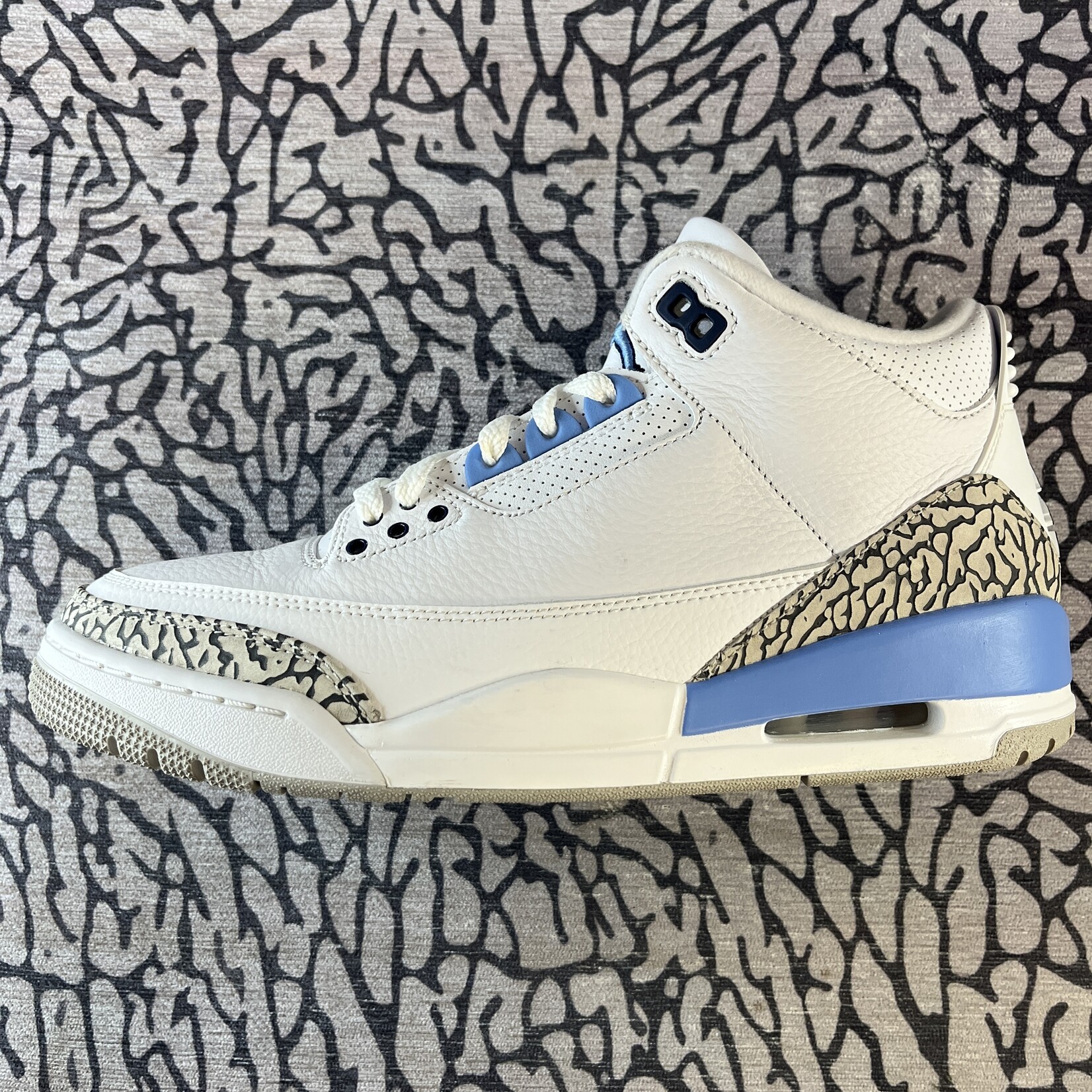 Jordan Pre-owned Air Jordan 3 Retro UNC (2020)
