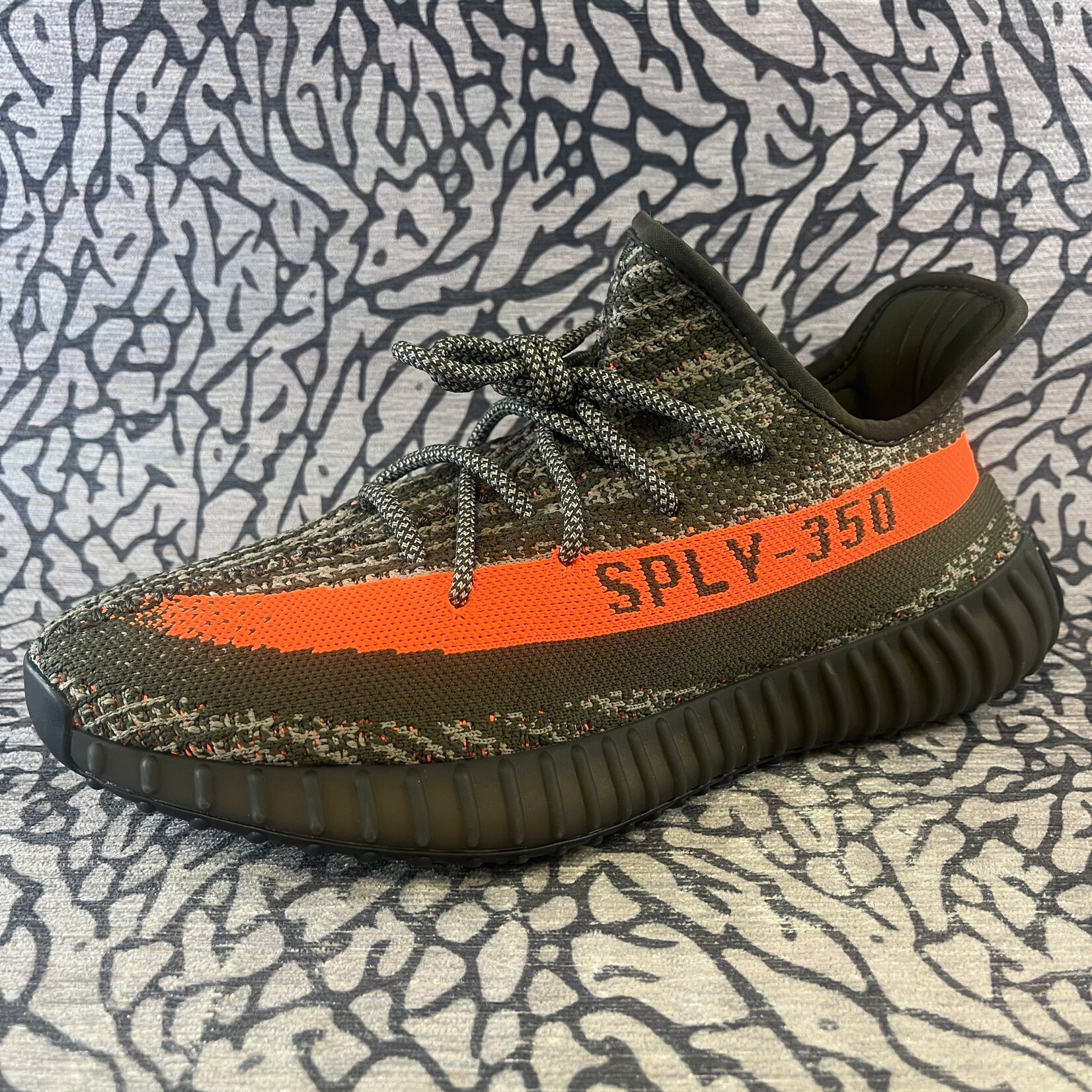 Yeezy Pre-owned Yeezy Boost 350 V2 Carbon Beluga