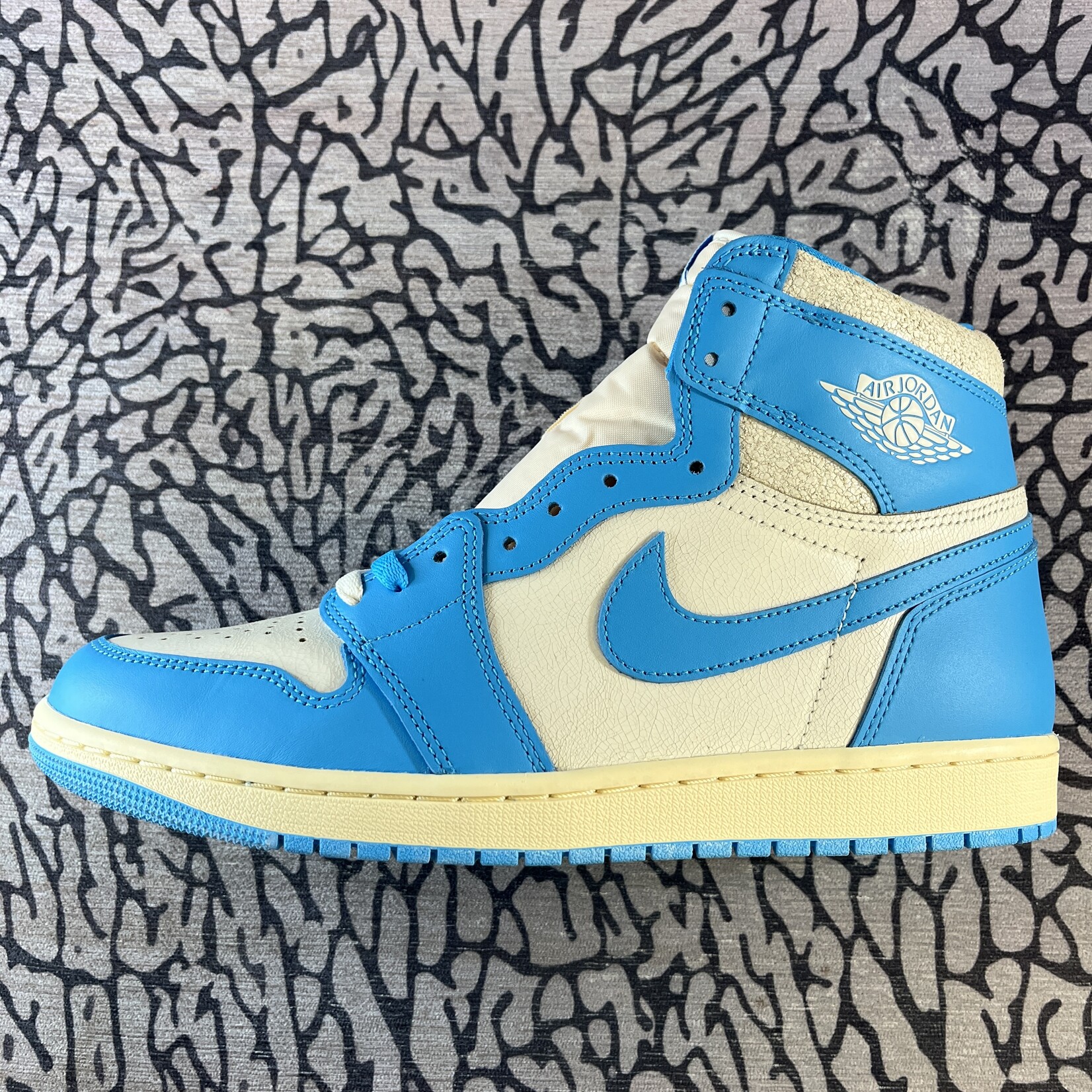 Jordan Air Jordan 1 Retro High OG UNC Reimagined
