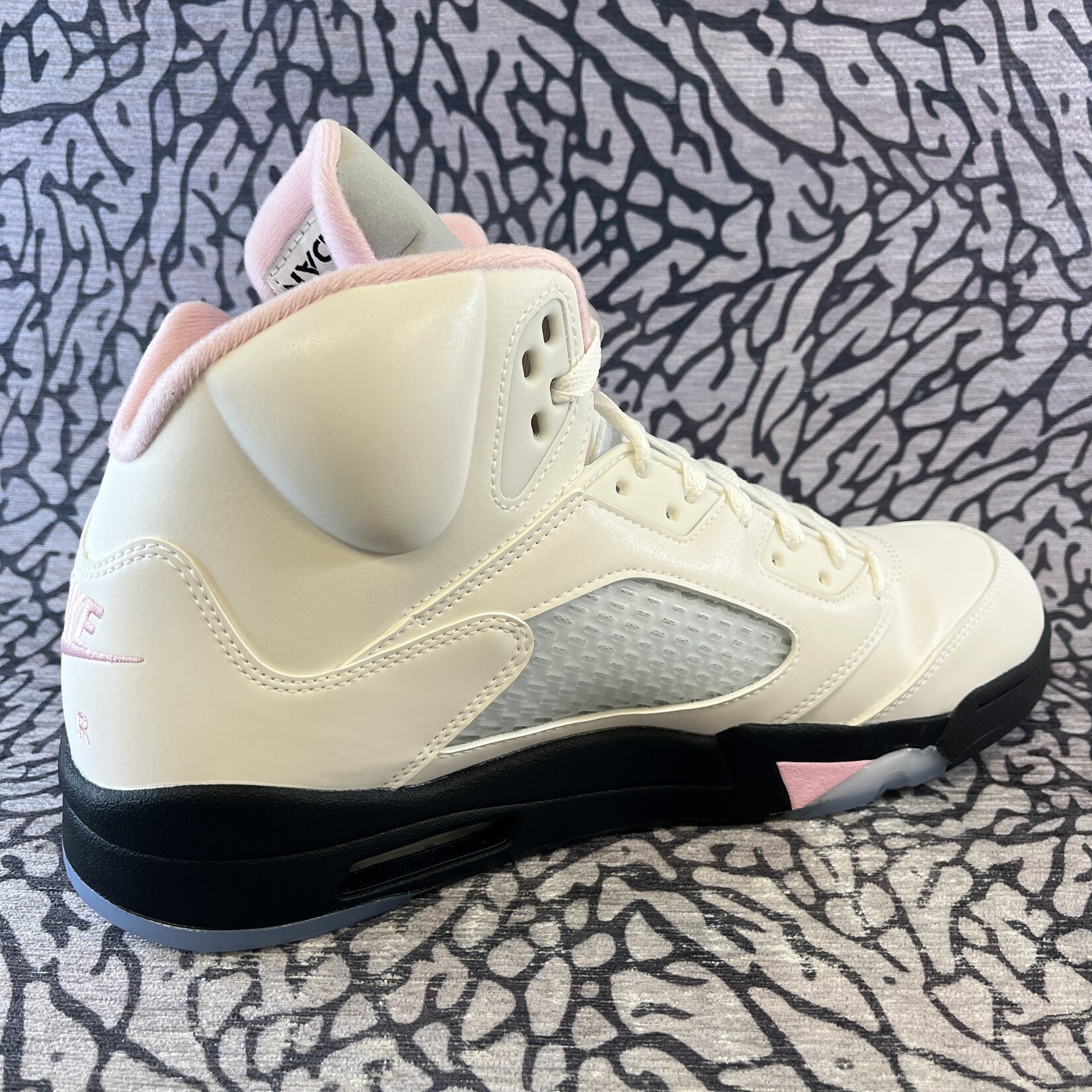 Jordan Air Jordan 5 Retro Medium Soft Pink