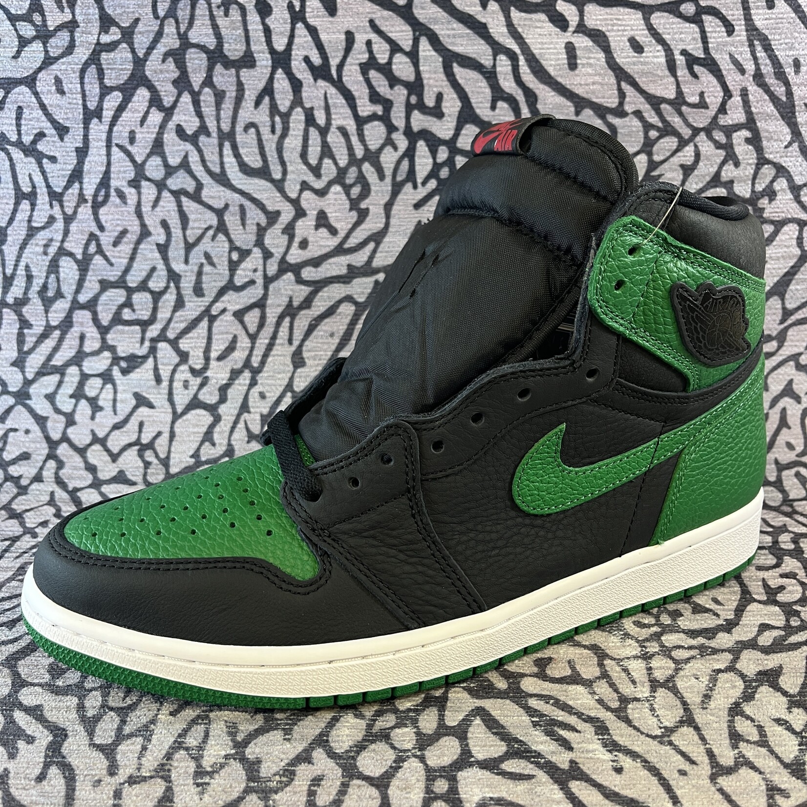 Jordan Air Jordan 1 Retro High Pine Green Black