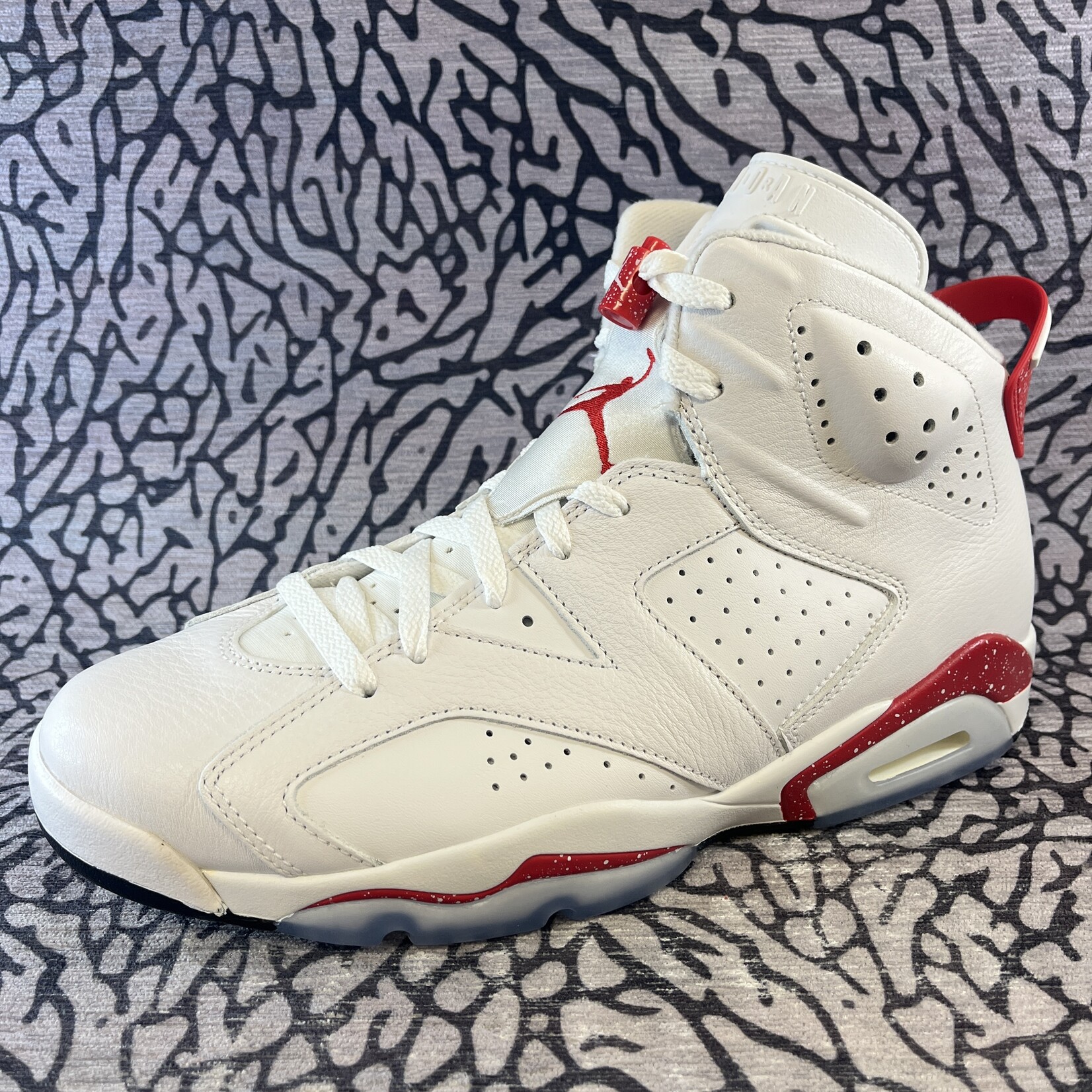 Jordan Air Jordan 6 Retro Red Oreo