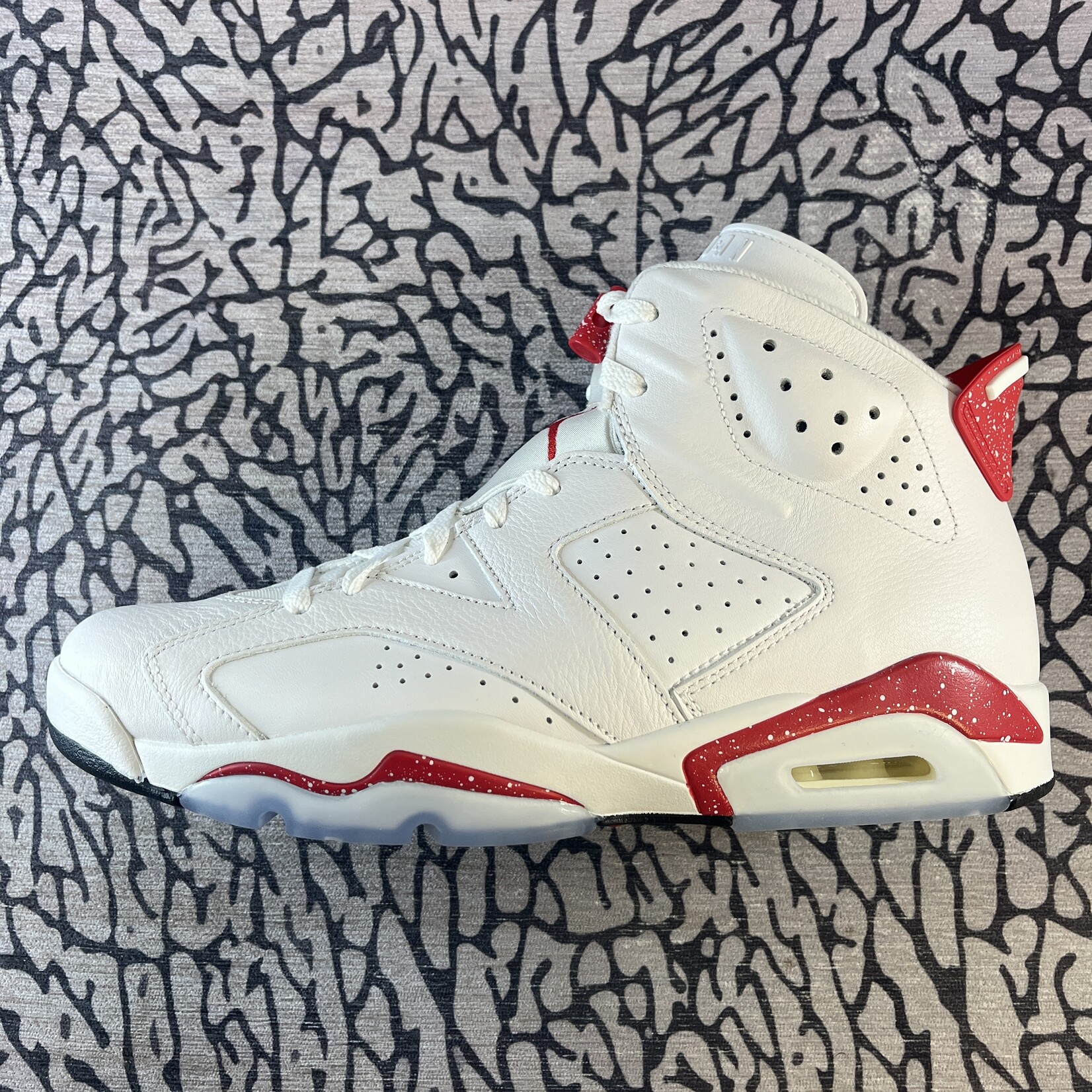 Jordan Air Jordan 6 Retro Red Oreo