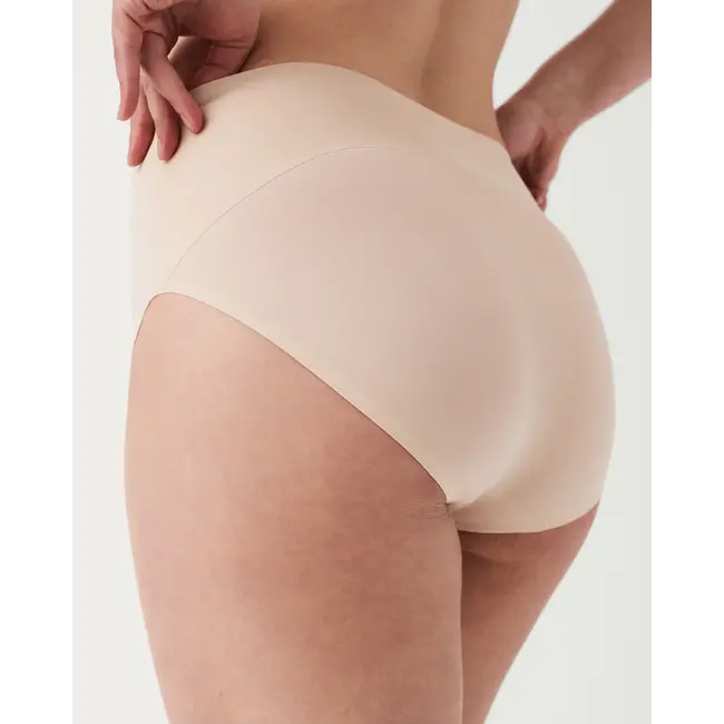 SPANX UNDIE-TECTABLE BRIEF SP0215