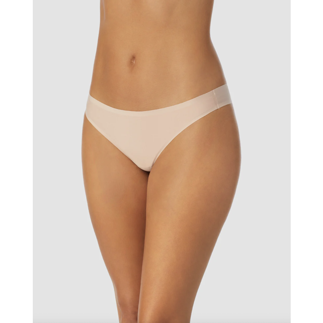 ON GOSSAMER HEAVENLY STRETCH THONG G2422
