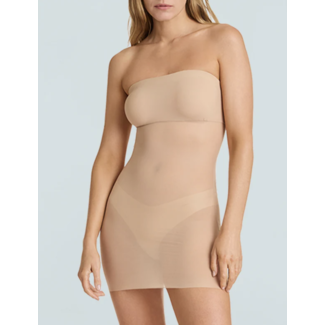 COMMANDO FEATHERLIGHT CONTROL STRAPLESS SLIP