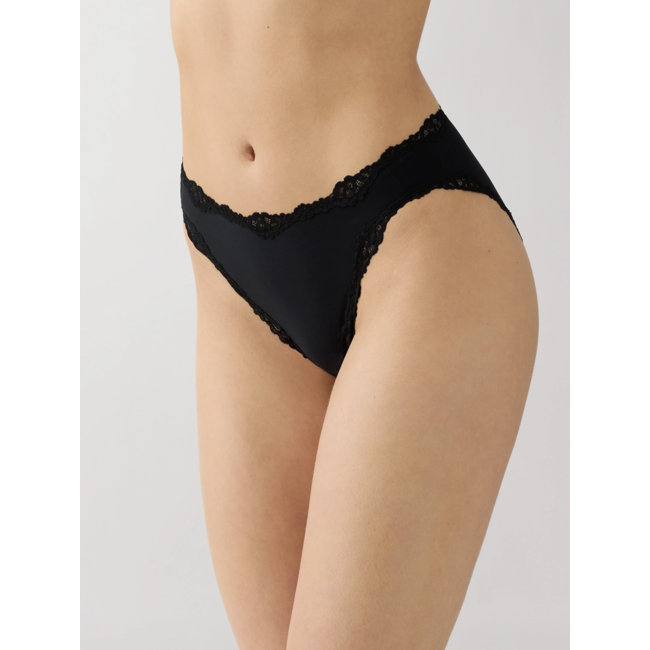 B TEMPTD Future Foundation with Lace Hi Leg 941253