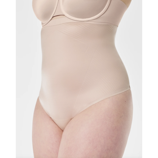 SPANX INVISIBLE HIGH-WAISTED THONG 10401R