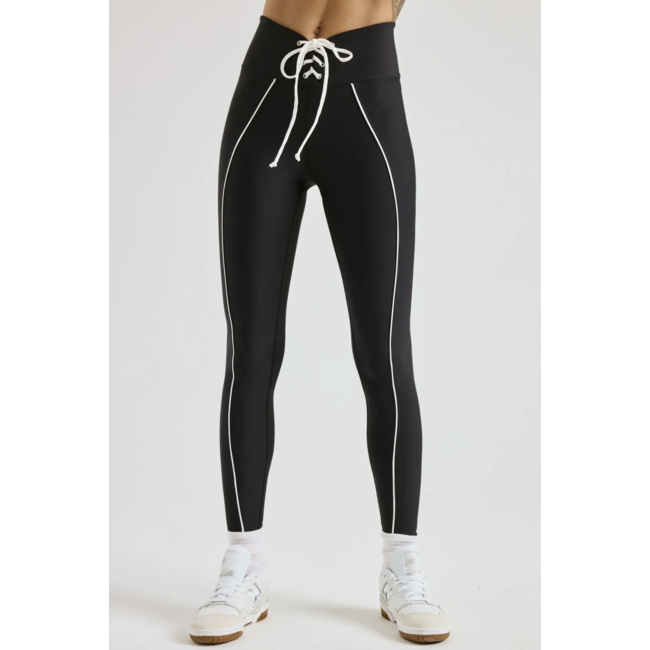 YEAR OF OURS THE FIELD LEGGING TN4083