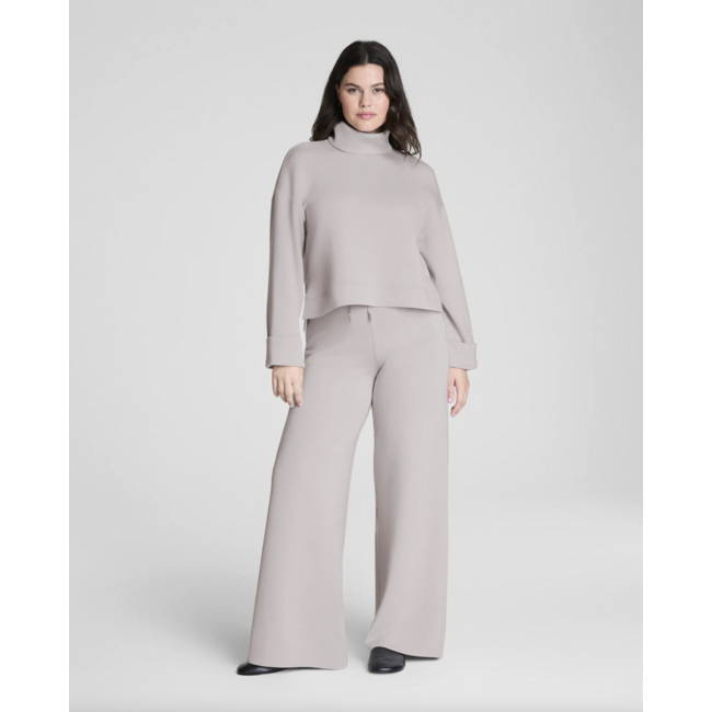 SPANX AIRESSENTIALS CROPPED TURTLENECK 21719R