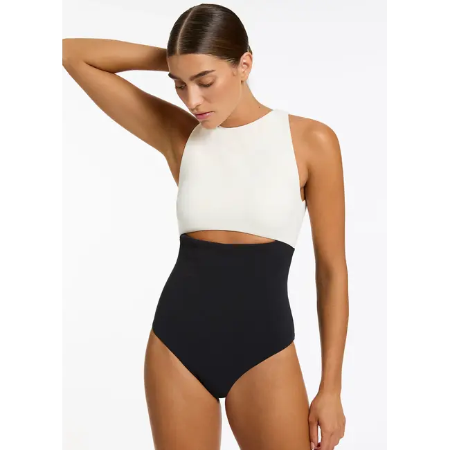 JETS CUT OUT HIGH NECK 1 PCE J11404