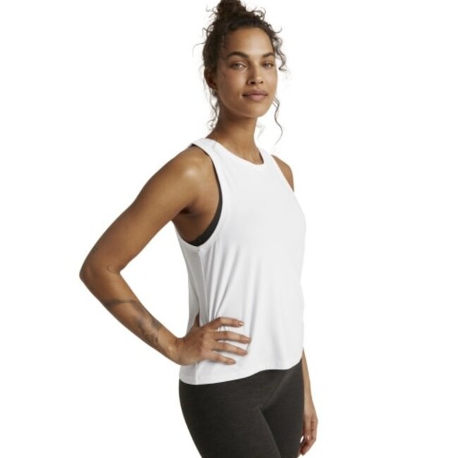 BEYOND YOGA featherweight rebalance tank cloud white