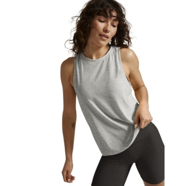 BEYOND YOGA featherweight rebalance tank cloud white