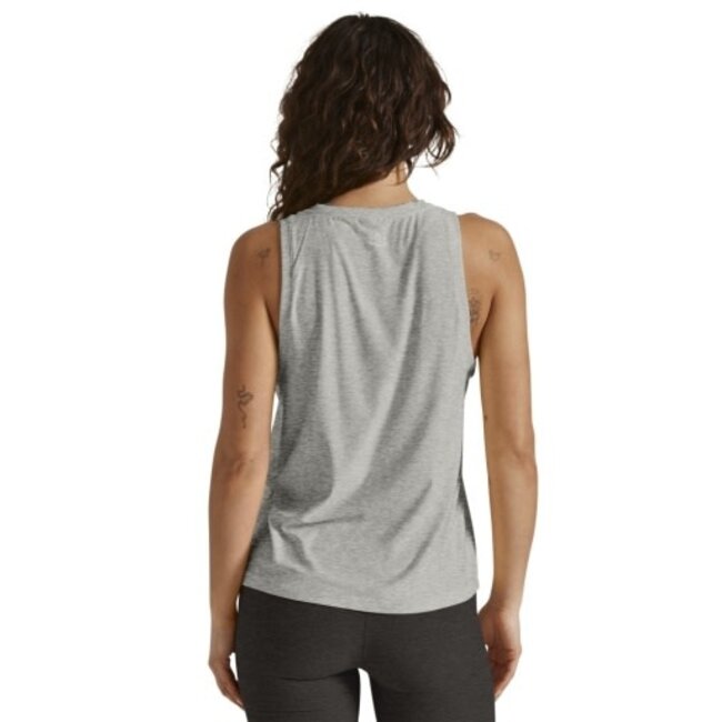 BEYOND YOGA featherweight rebalance tank cloud white