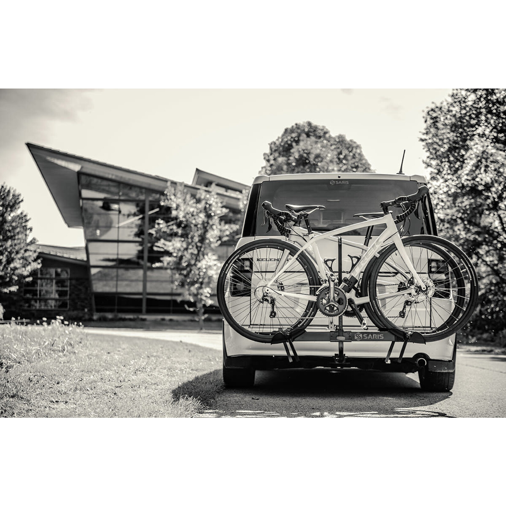 Saris SARIS FREEDOM, 2 BIKE TRAY, UNIVERSAL HITCH