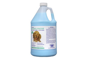 ShowSeason KennelFresh Bio-Active Kennel,Crate, Floor Cleaner 1 Galon