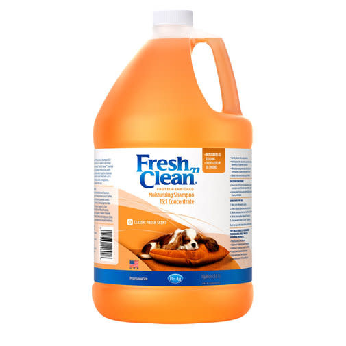 Fresh,n Clean Moizturizing  Shampoo Concentrate Classic Fresh Scent 1 Gallon 6008