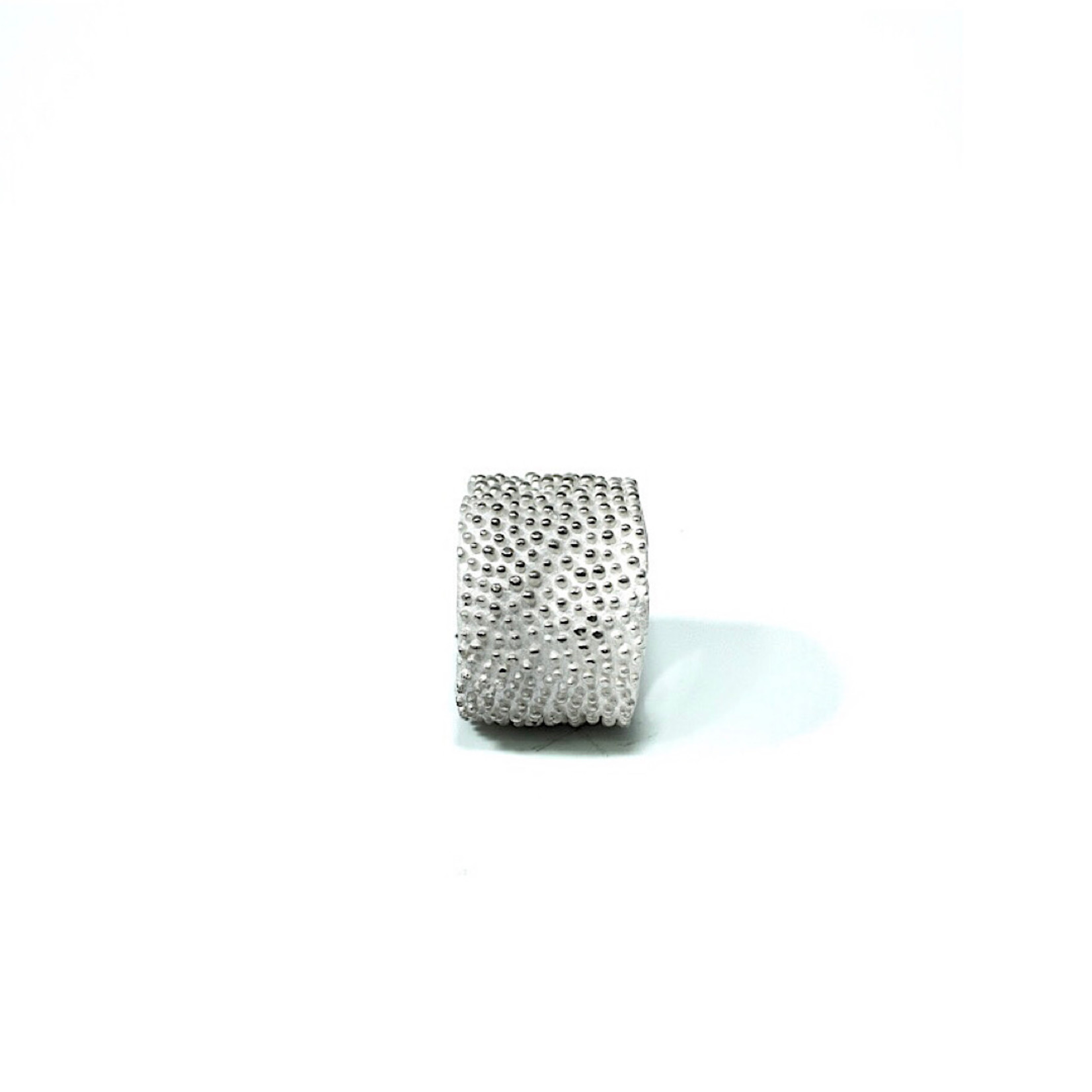 Argent tonic Textured Thick Silver Band