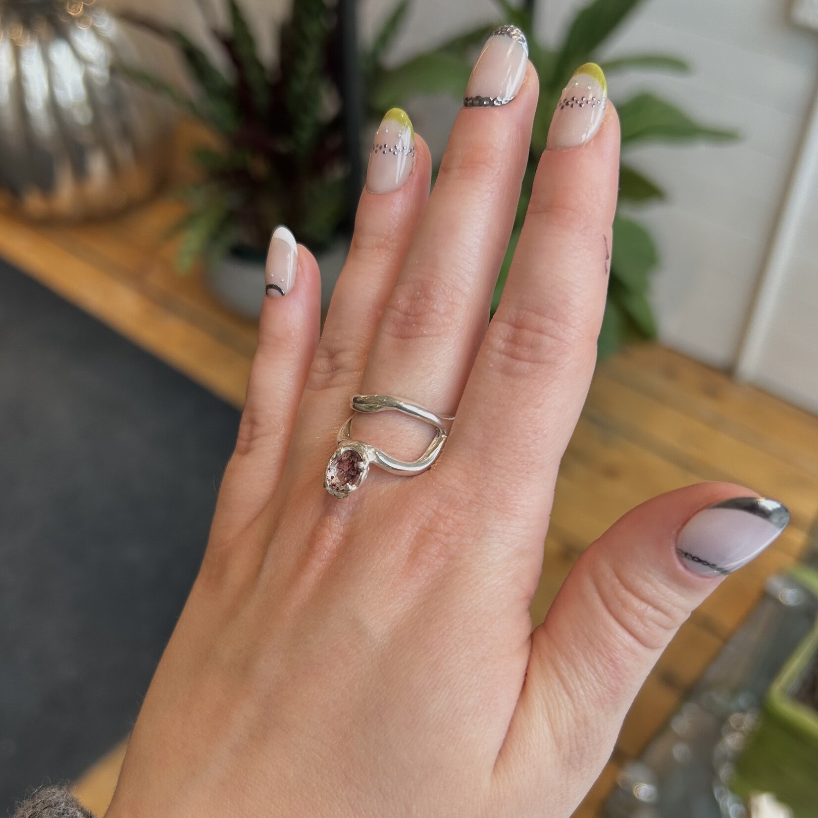 Argent tonic Fire Quartz Ring - Silver