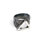 Oxidized Triangle Ring