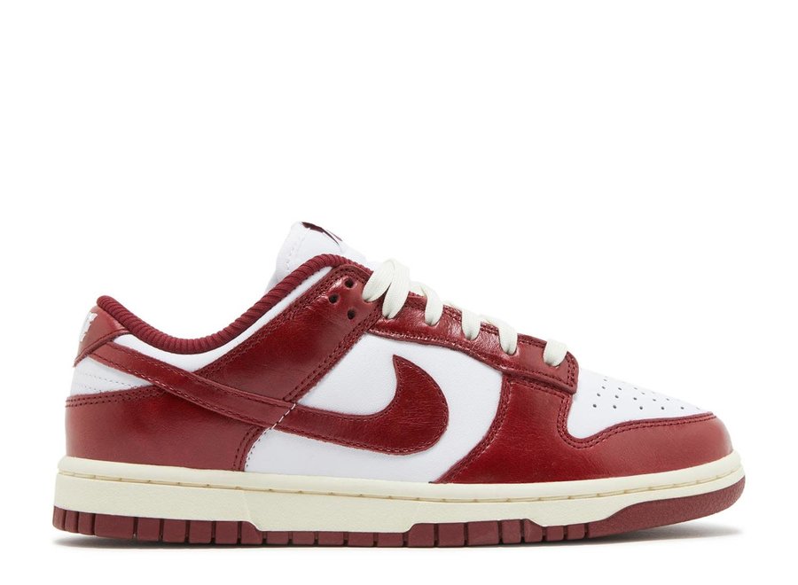 WMNS DUNK LOW "RED VINTAGE"