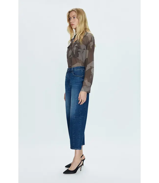 Pistola Eli high rise arched leg jean