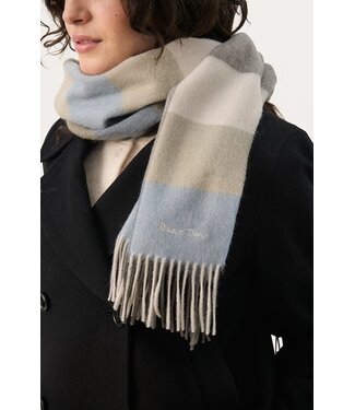 Part Two Kitha scarf