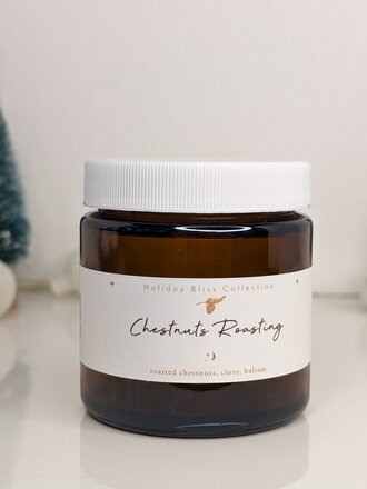 Life Junkie Chestnuts Roasting 4oz candle