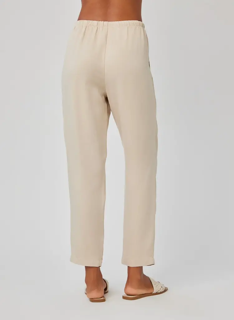 Bella Dahl Bella Dahl Lina pleated trouser B3974-H44-302