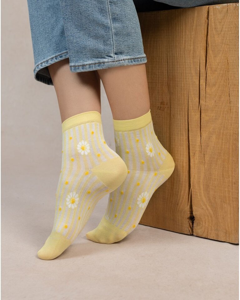 Bleu Foret Bleu Foret Cotton ankle sock w/daisies 6530
