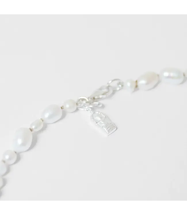 Jai Style Pearl choker gold knot