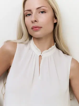 Yaya Sleeveless top w/ruffle