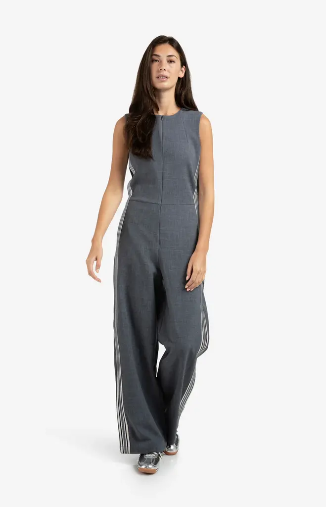 Yaya Yaya Woven wide leg sleeveless jumpsuit w/ side stripe 1341021