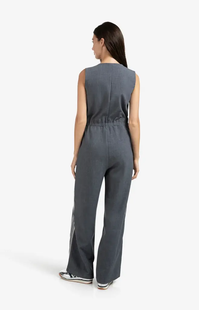 Yaya Yaya Woven wide leg sleeveless jumpsuit w/ side stripe 1341021