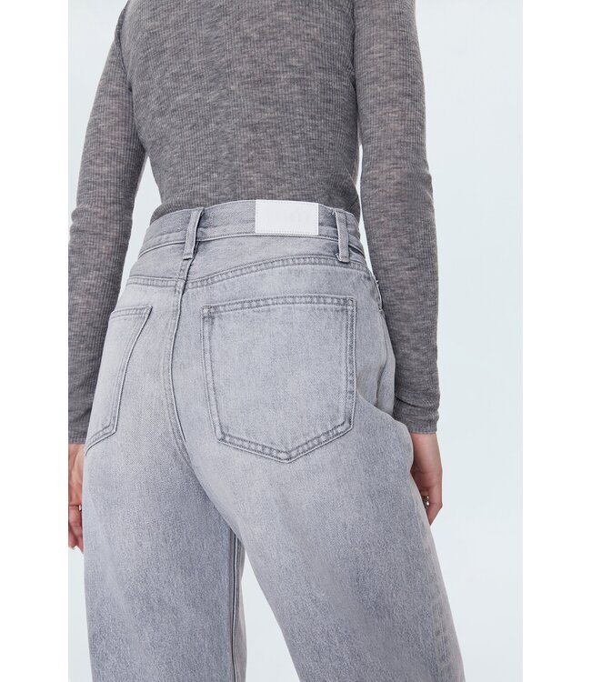 Pistola Wes high rise barrel jean