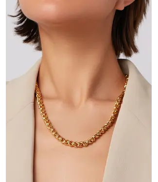 Jenny Bird Rizzo necklace