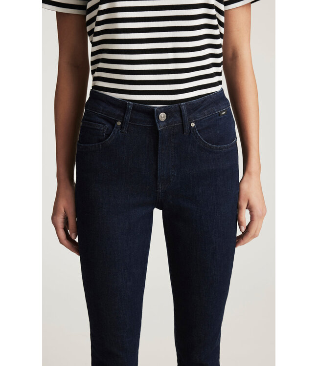 Mavi Tess jean